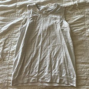 white mesh lululemon tank top